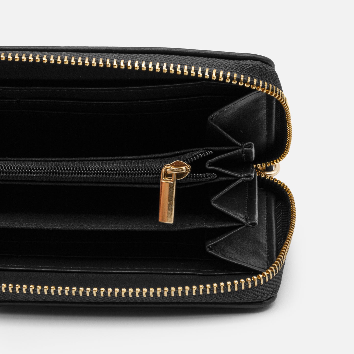 BG251W056BK - Black PU wallet with tencel