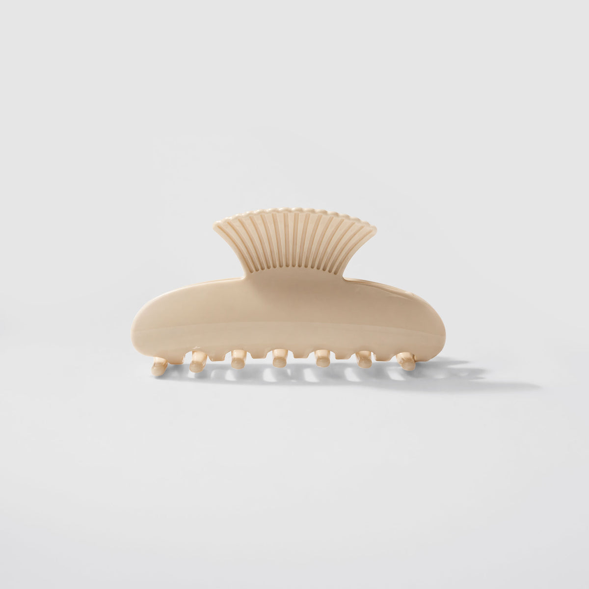 Cream Seashell Shaped Claw Clip