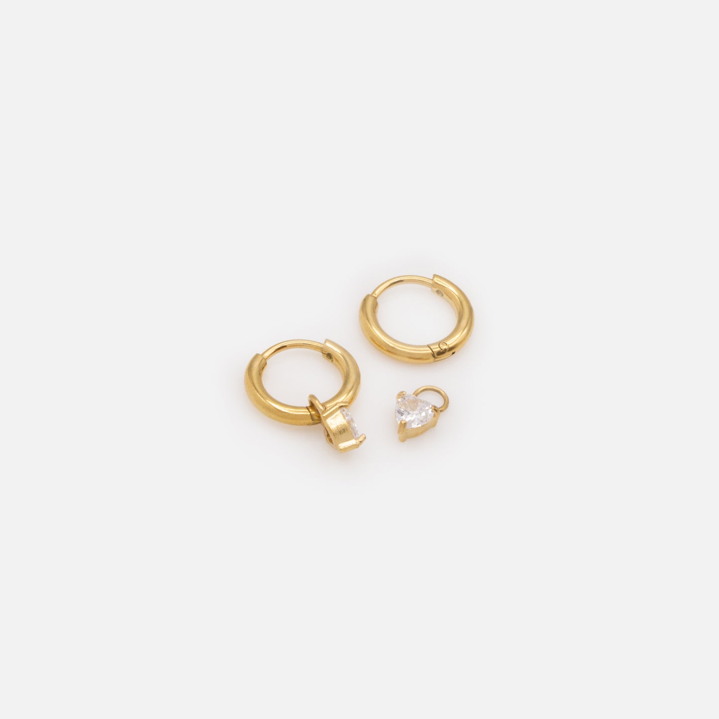 MN253E005GL - Mini golden huggies in stainless steel & heart-shaped cubic zirconia