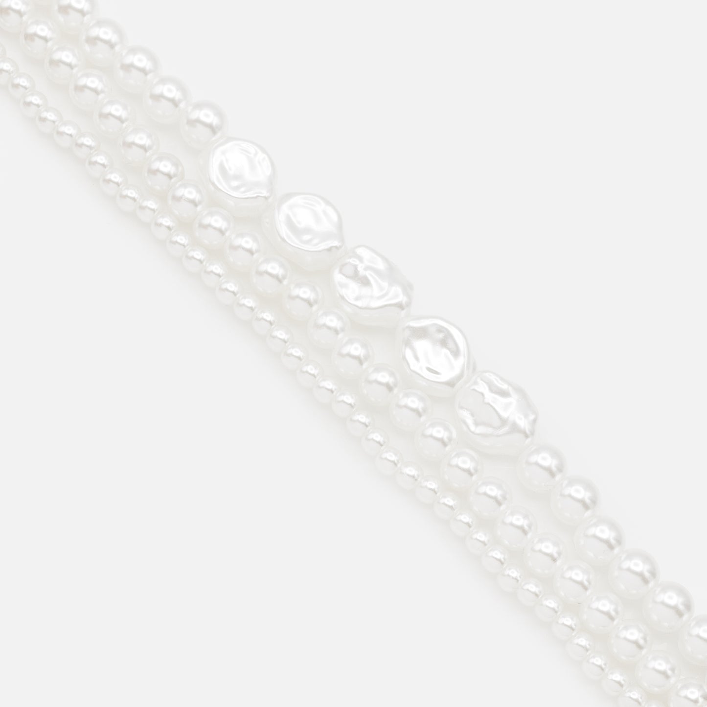 PL253B024GL - Three row bracelet with varied pearls