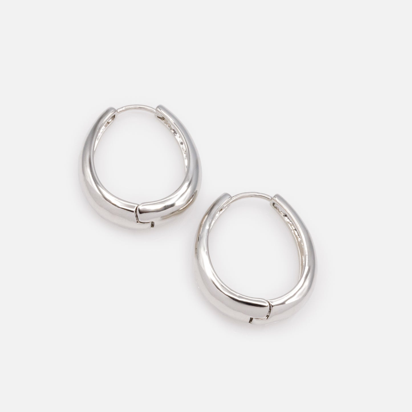 PR253E010SL - Boucles d'oreilles anneaux argentés ovales