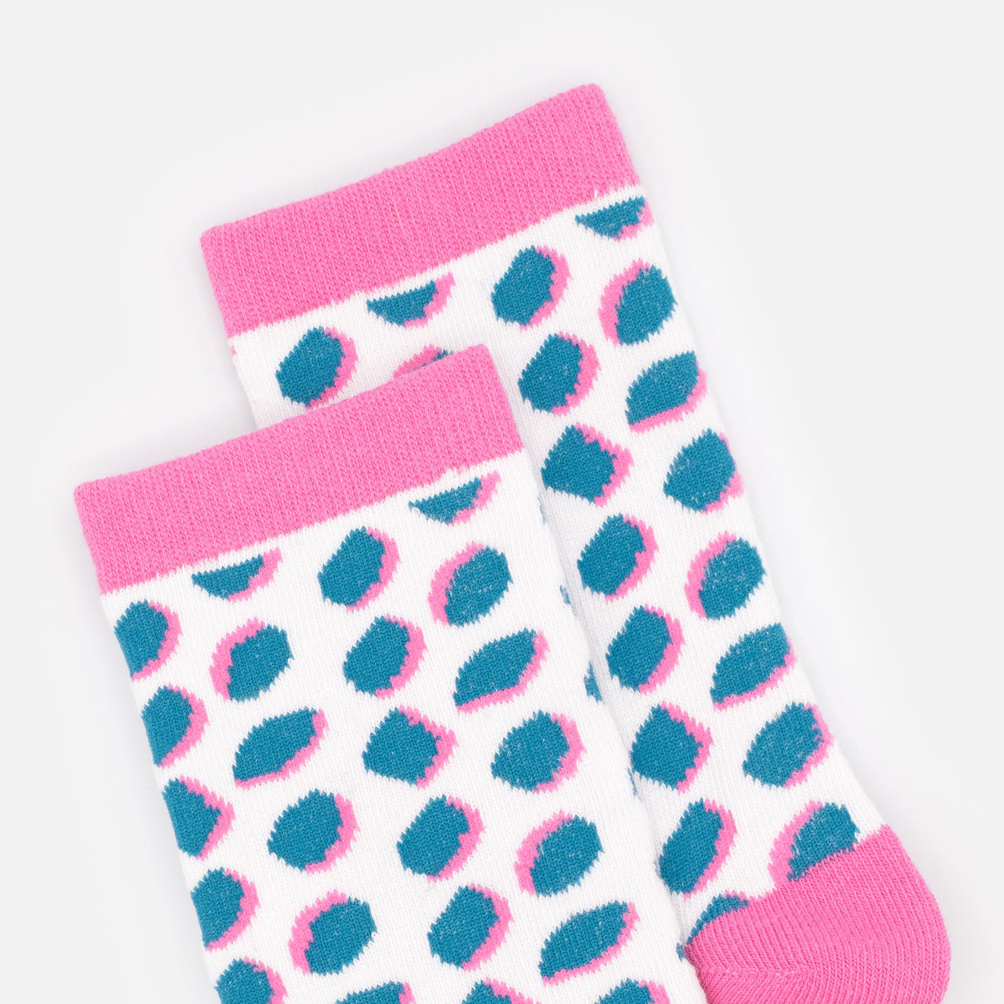 SO253-025MM - White & pink socks with teal wildlife pattern