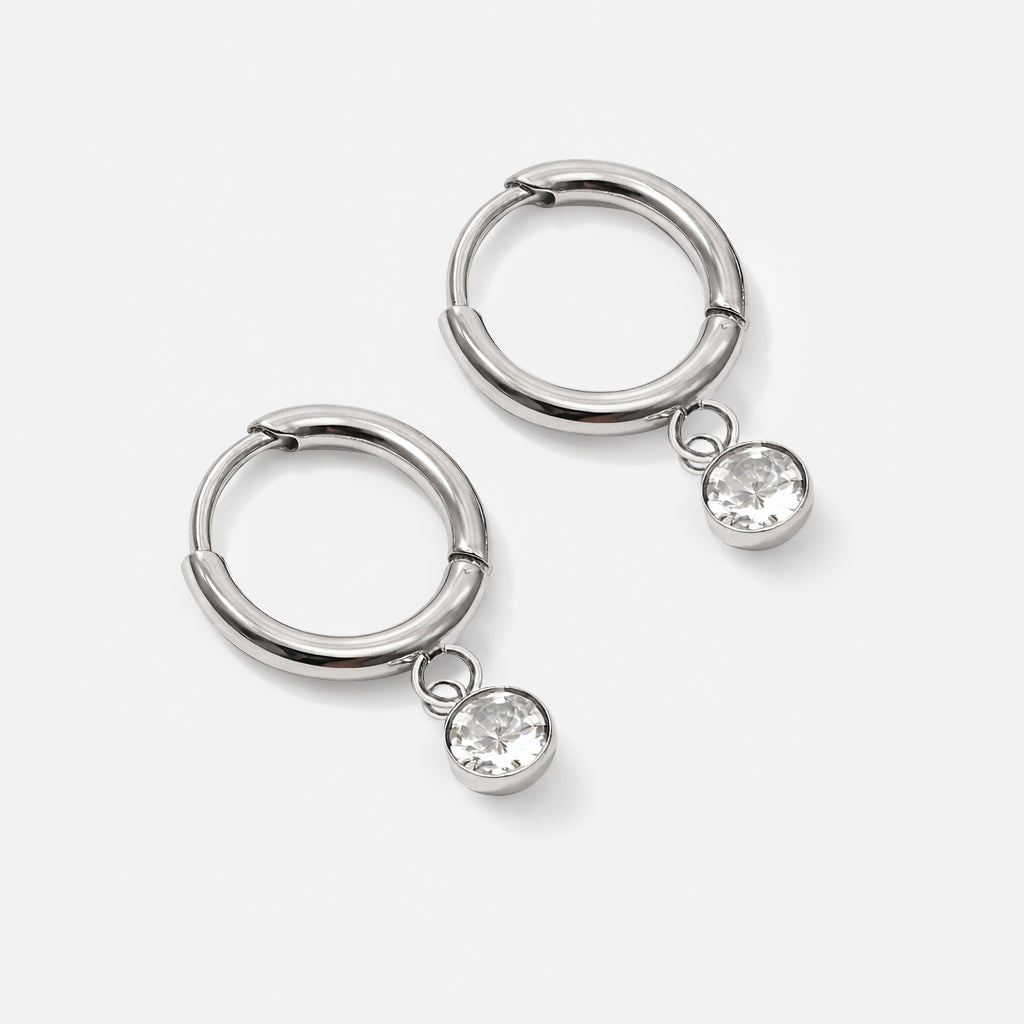 Boucles d'oreilles huggies argentées breloque zircon cubique en acier inoxydable - SS201GE06AR