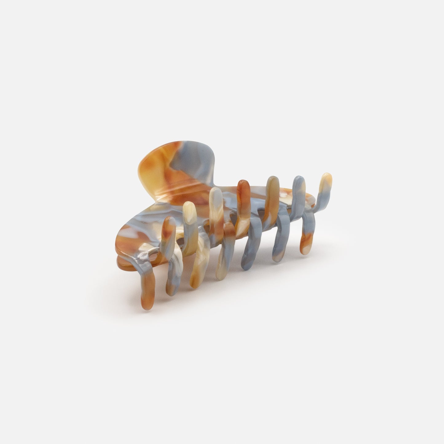 HA253W024MM - Light blue, caramel & ivory glossy plastic claw