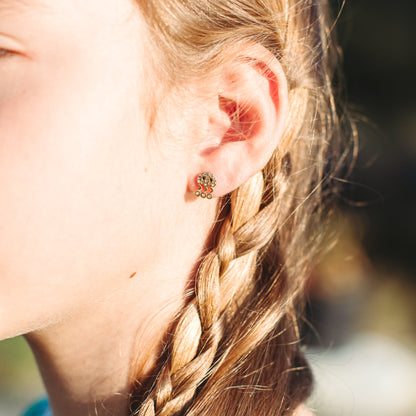 Mini boucles d'oreilles méduses dorées avec zircons cubiques en acier inoxydable - MN241E009GL
