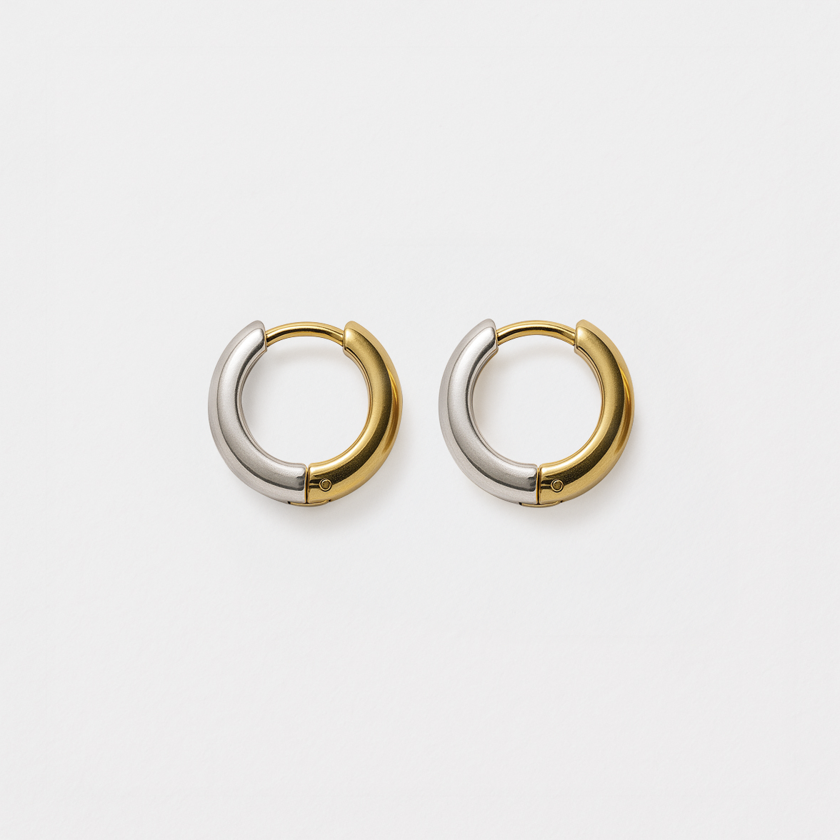 Mini two-tone huggies in stainless steel - MN253E003MM