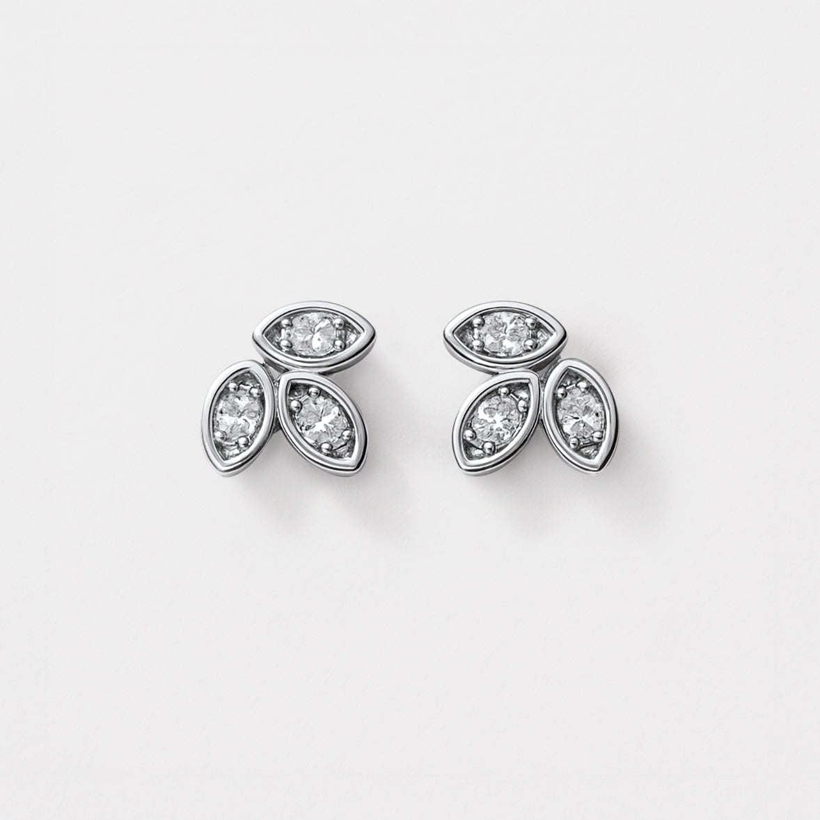 Mini boucles d'oreilles feuilles argentées en acier inoxydable & zircons cubiques - MN253E007SL