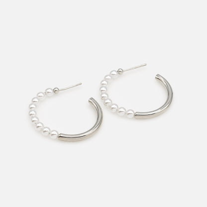 Boucles d'oreilles anneaux argentés moitié perles - PL251E005SL