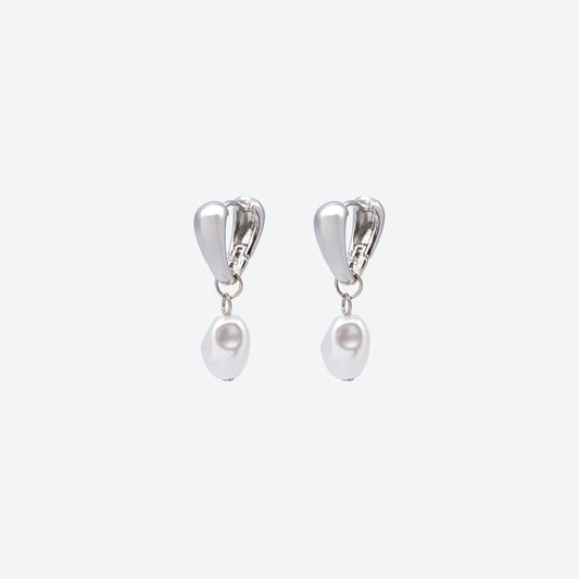 Triangular silvered huggies with pearl charm - PL253E008SL