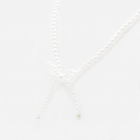 PL253N018GL - Pearl necklace with side bow
