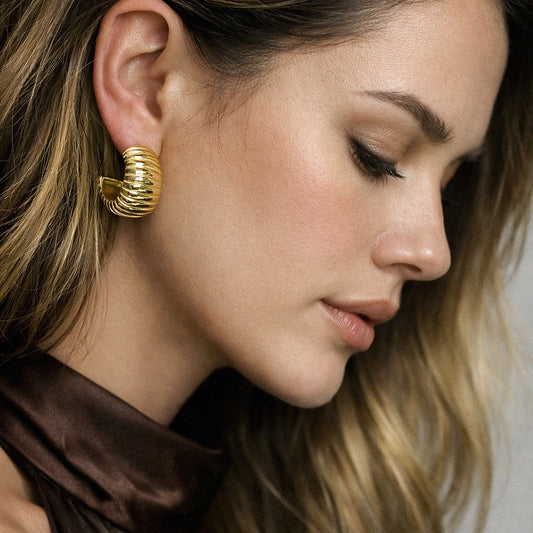 Golden textured earrings in stainless steel - SF251E016GL