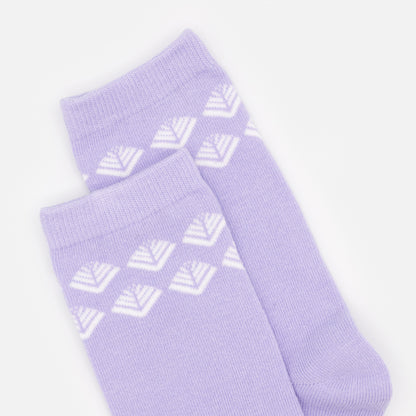 SO253-010PP - Lilac socks with white pattern