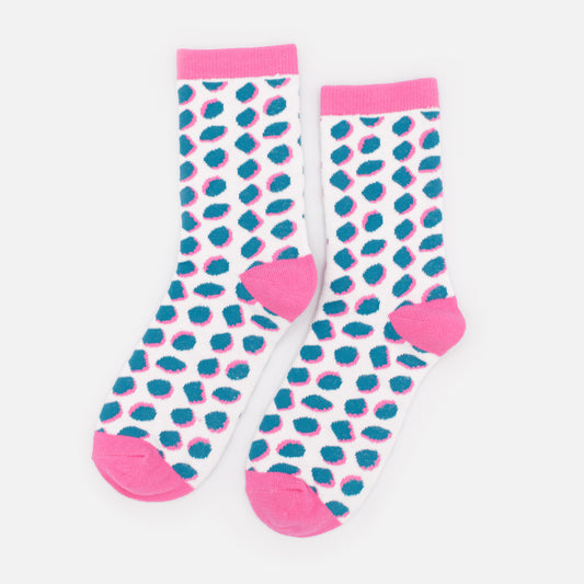 SO253-025MM - White & pink socks with teal wildlife pattern