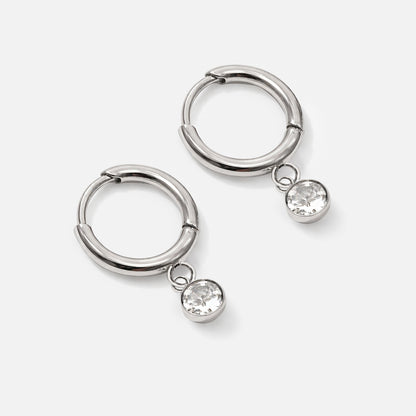 Boucles d'oreilles huggies argentées breloque zircon cubique en acier inoxydable - SS201GE06AR