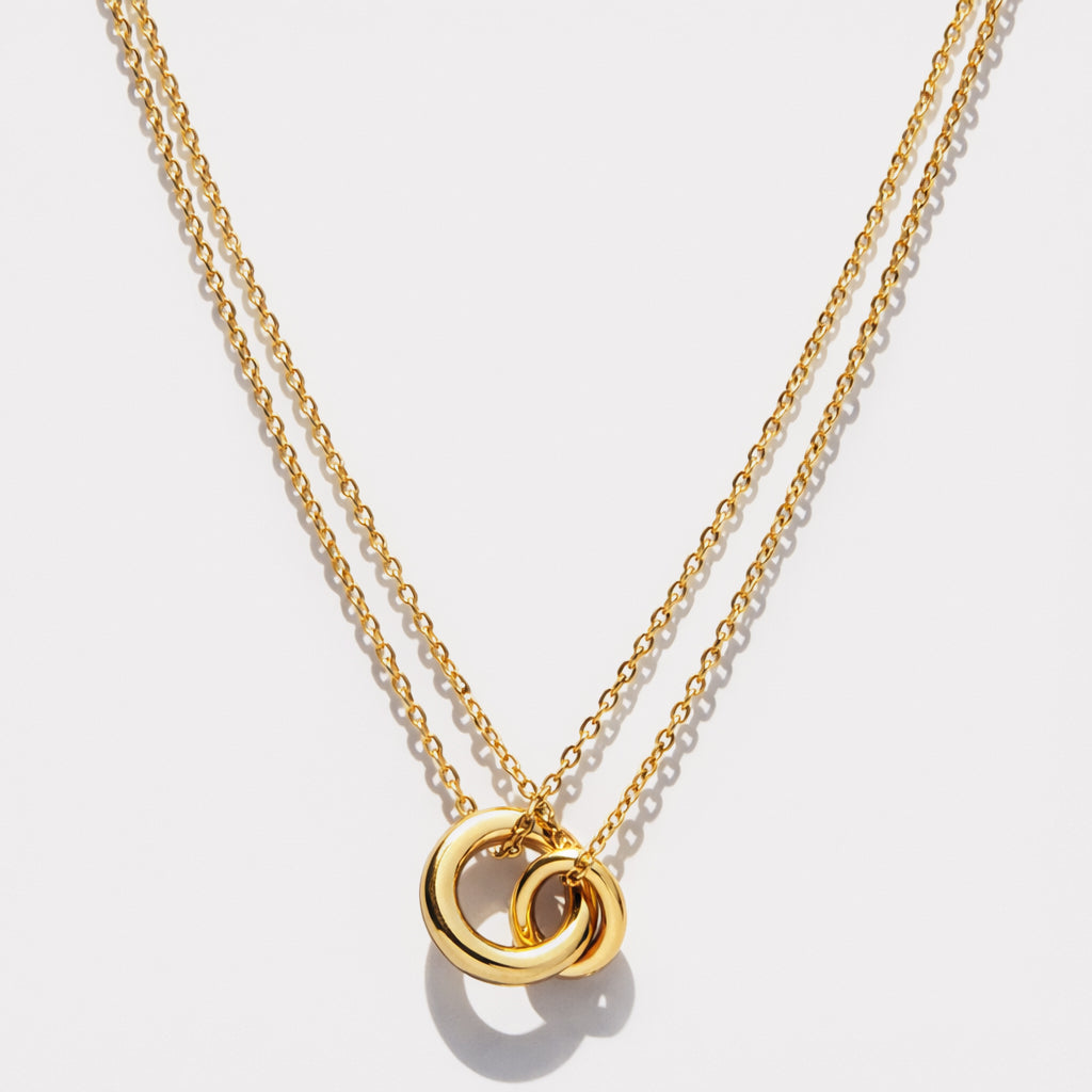 Collier doré double chaîne breloques entrelacées en acier inoxydable - SS253N017GL