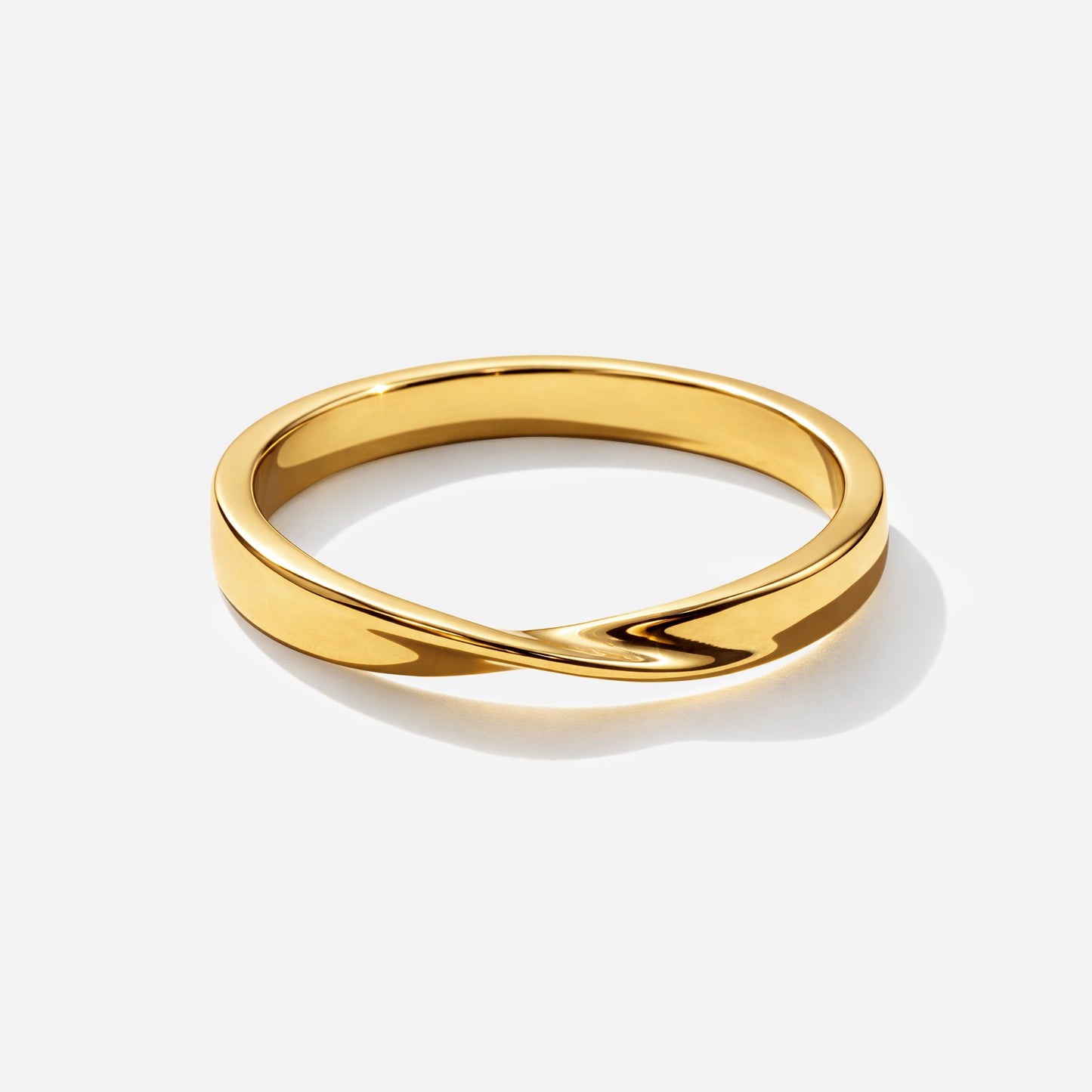 Twisted golden ring in stainless steel - SS253R028GL